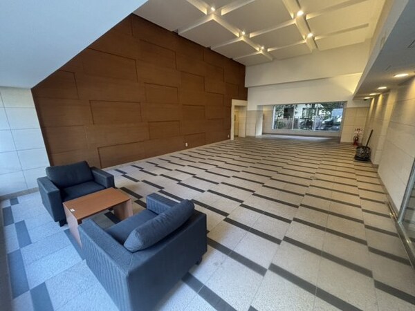 ロビー・ラウンジ