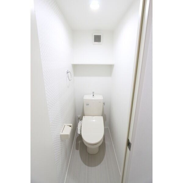 物件内観写真8　(同タイプのお部屋の写真です。)