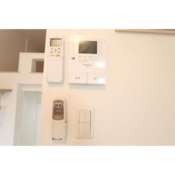 物件内観写真10　(同タイプのお部屋の写真です。)