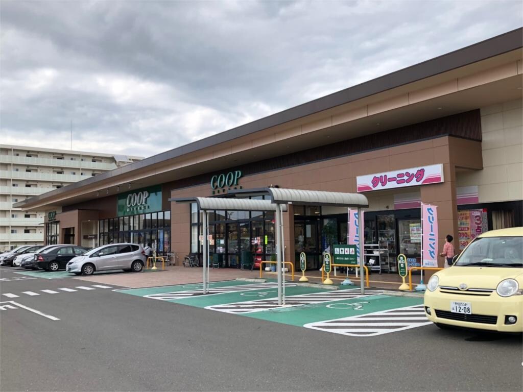 物件外観写真3　(COOP MIYAGI太子堂店（216m）)