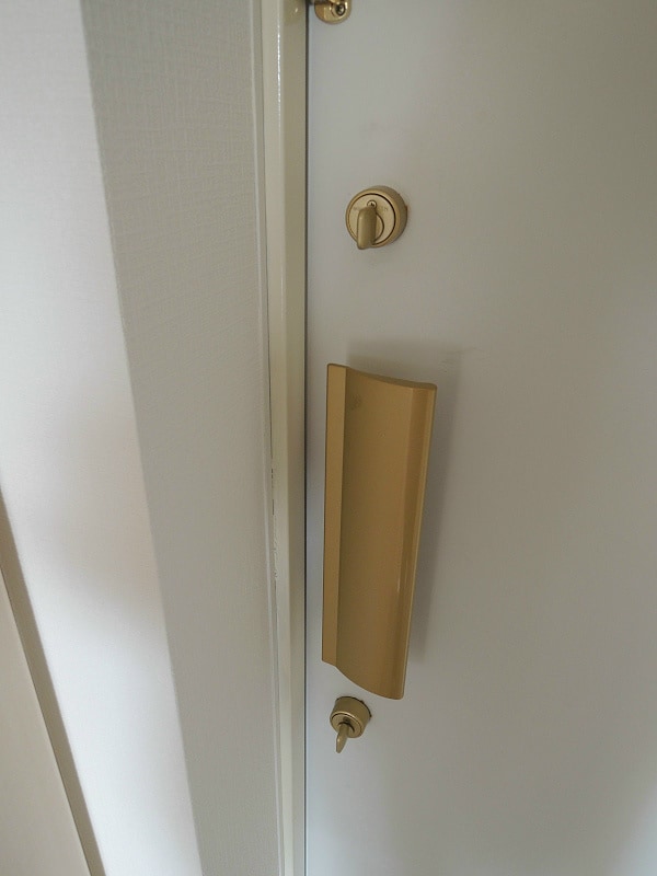 物件内観写真19　(ダブルロック　※反転のお部屋)