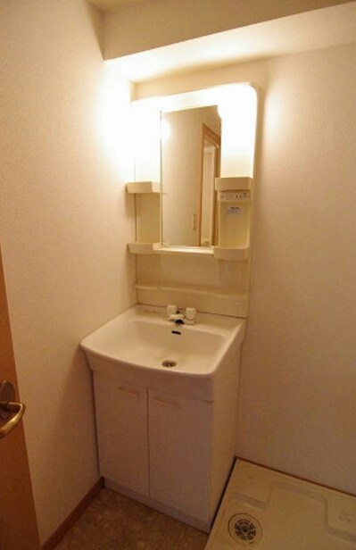 物件内観写真8　(イメージ)