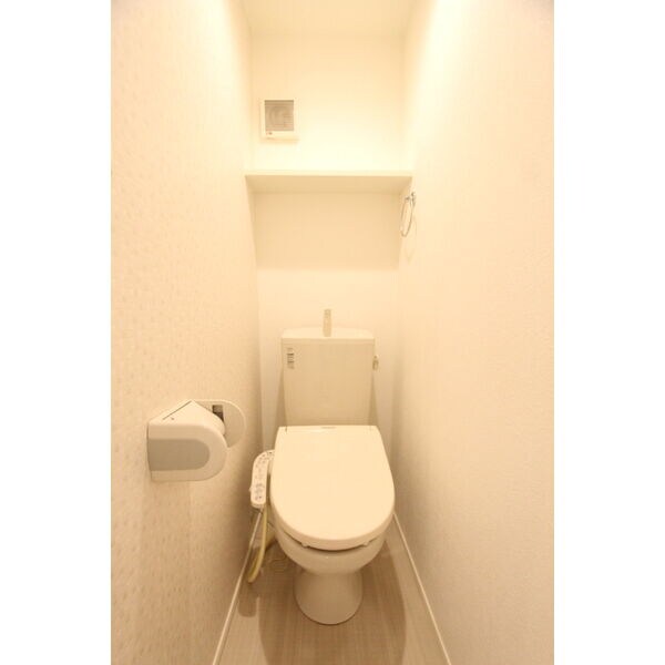 物件内観写真9　(同タイプのお部屋の写真です。)