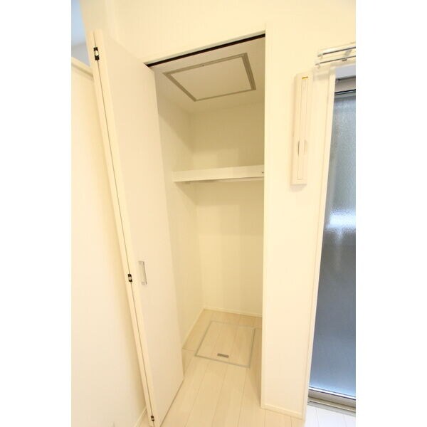 物件内観写真12　(同タイプのお部屋の写真です。)