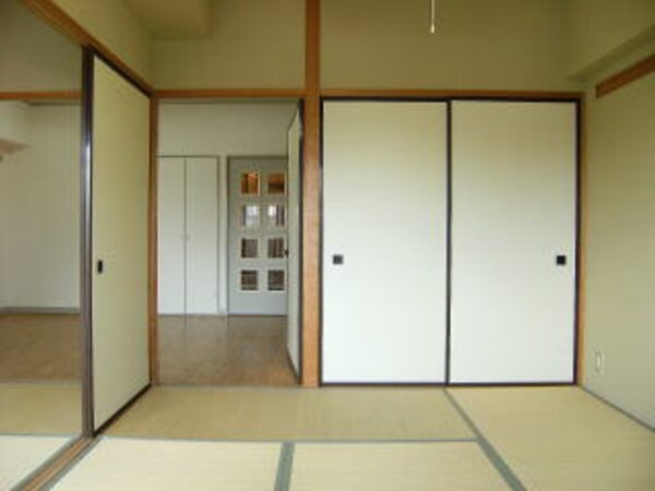 寝室