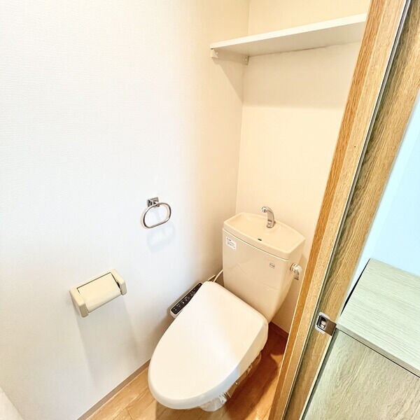 物件内観写真12　(トイレ)