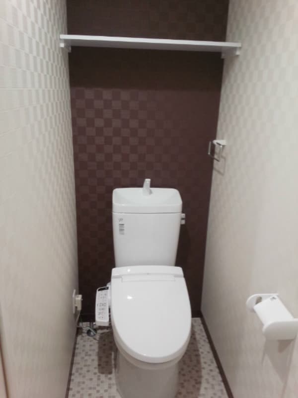 トイレ(温水洗浄機能付便座)