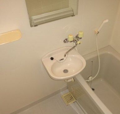 物件内観写真10　(洗面台)