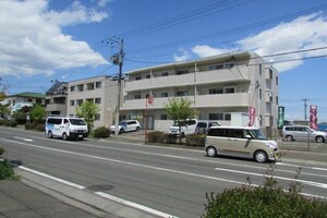 ヴェルビュー川平外観写真