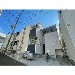 ハーモニーテラス南小泉外観写真
