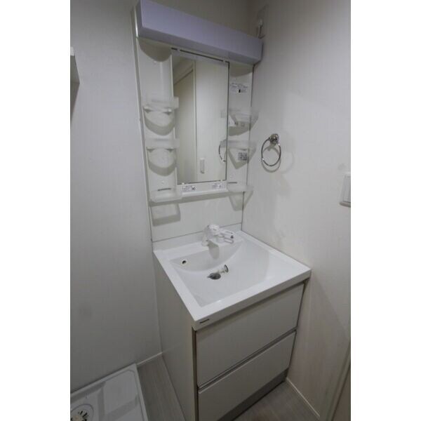 物件内観写真9　(同タイプのお部屋の写真です。)