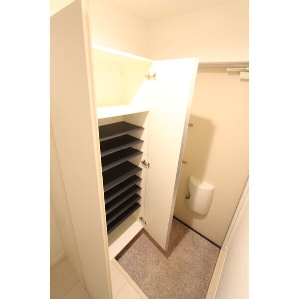 物件内観写真2　(※同じシリーズの室内写真)