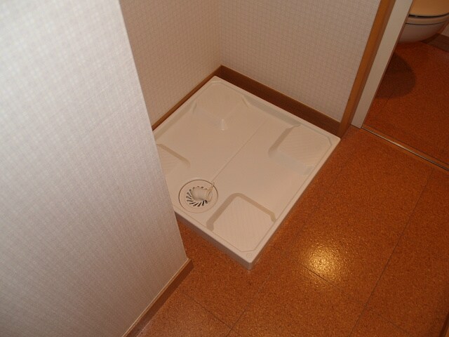 物件内観写真9　(防水パン)