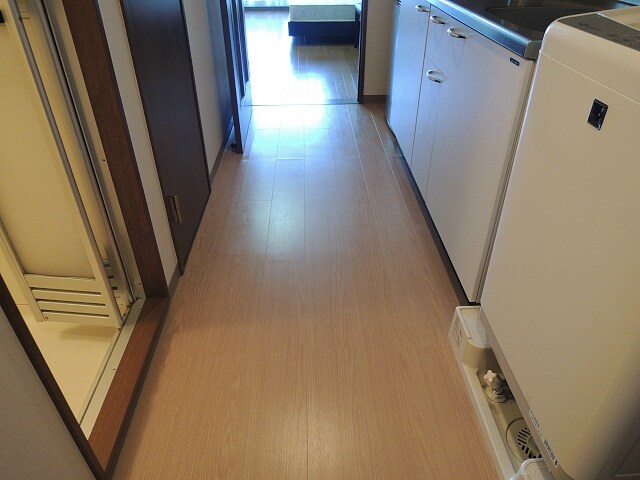 物件内観写真14　(廊下スペース)