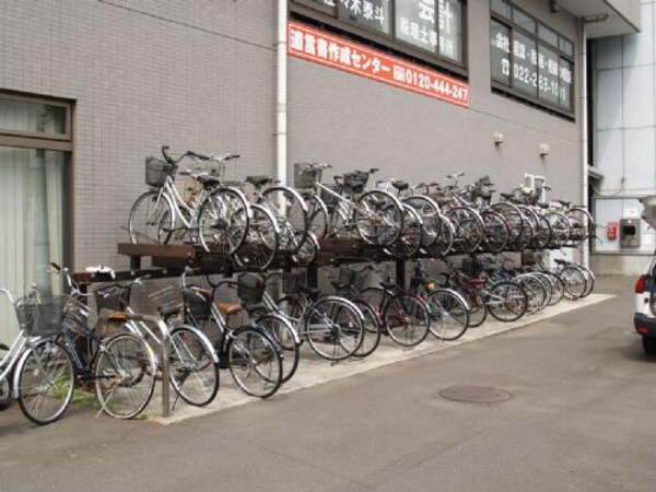 建物設備(駐輪場)