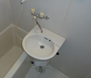 物件内観写真10　(洗面台)