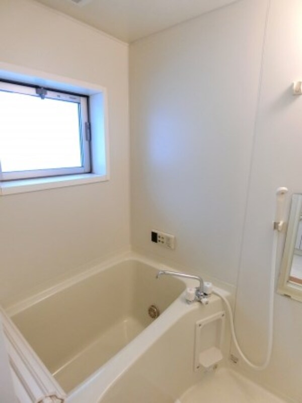 浴室(※別号室のイメージ写真)