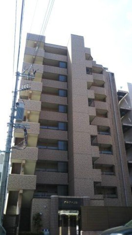 アルファ上杉外観写真