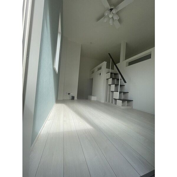 物件内観写真4　(同じシリーズ物件のモデルルーム写真となります)