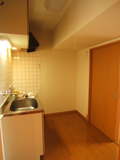 物件内観写真8　(※別号室・イメージ)