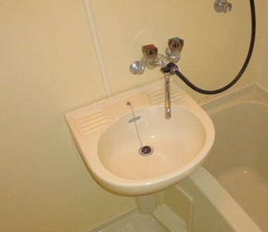 物件内観写真8　(洗面台)