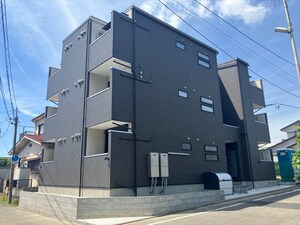 REGALEST東仙台外観写真