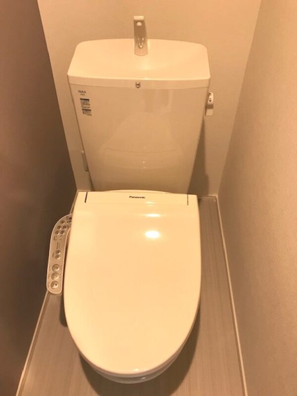 トイレ(※同シリーズの室内写真となります。)