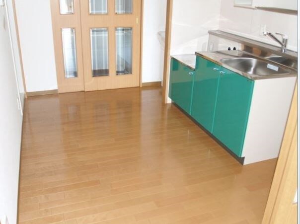 物件内観写真8　(※色の変動が御座います)