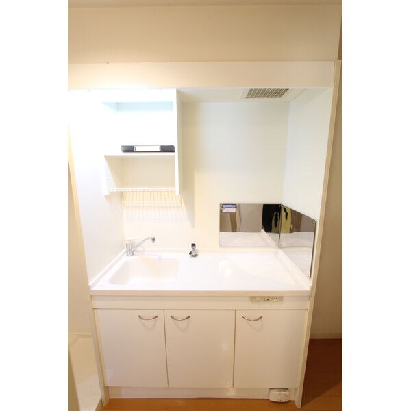 物件内観写真4　(※同じシリーズの室内写真)