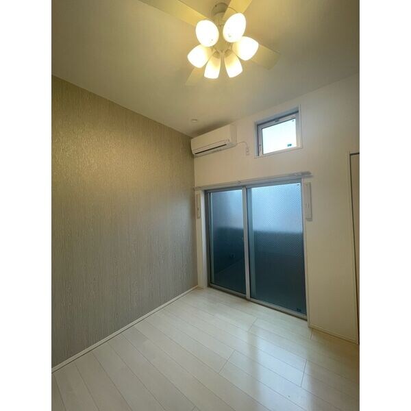 居室(同タイプのお部屋の写真です。)