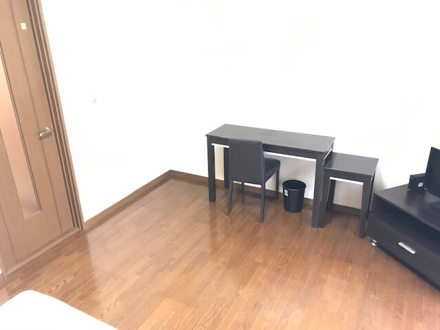 物件内観写真4　(家具家電付き)