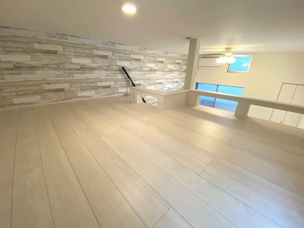 寝室(※同シリーズの写真になります。)