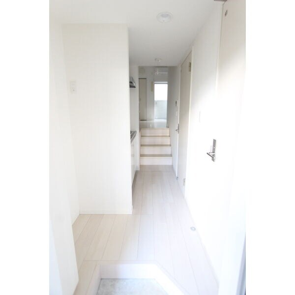 玄関(※同じシリーズの室内写真)