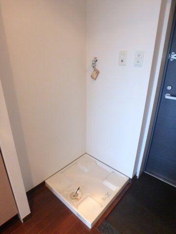 物件内観写真15　(防水パン)