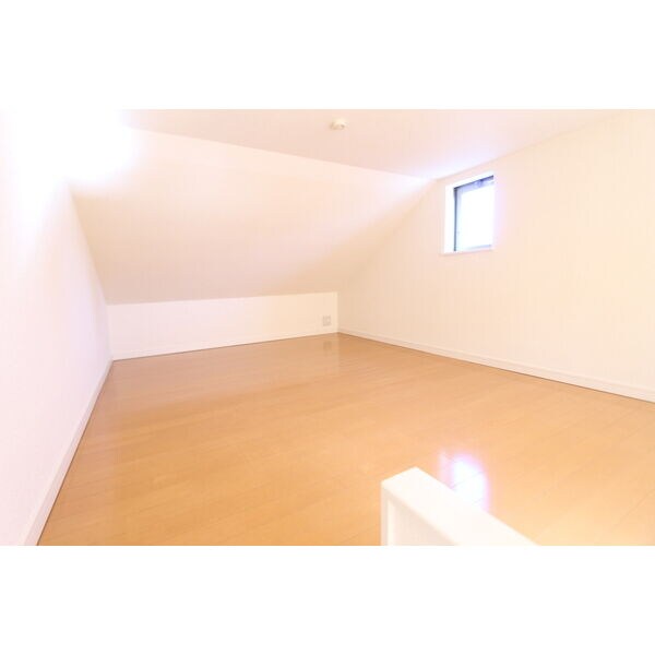 物件内観写真5　(同タイプのお部屋の写真です。)