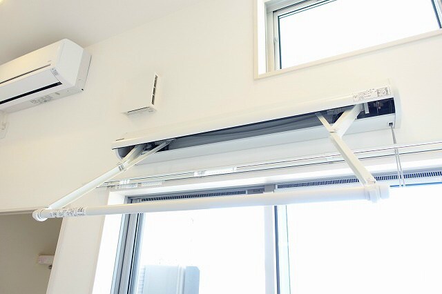 物件内観写真10　(室内洗濯物干し)