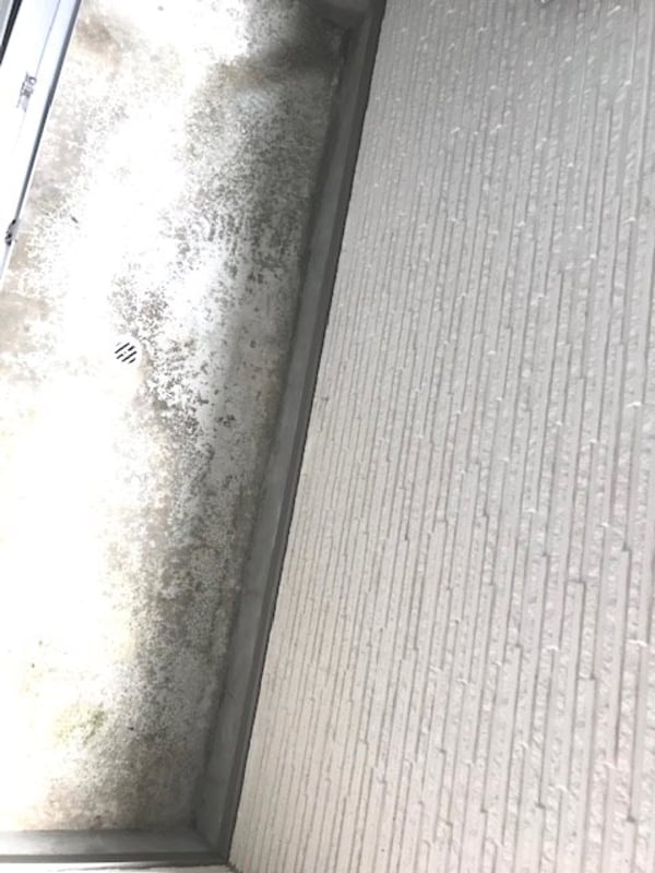 バルコニー(※同じシリーズの室内写真)