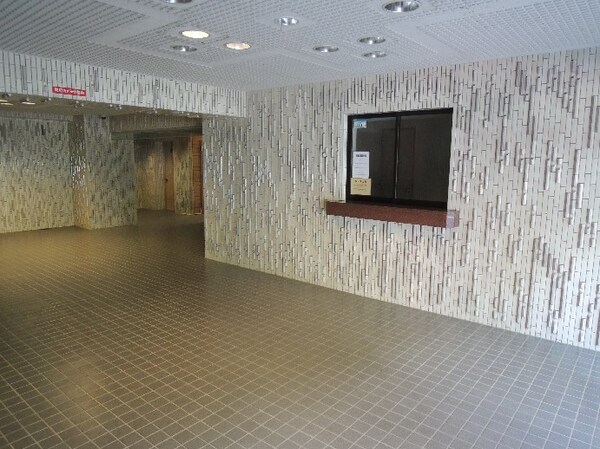 ロビー・ラウンジ