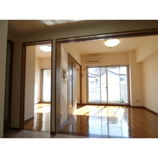 物件内観写真9　(別室参考写真)