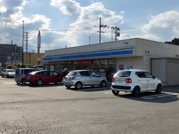 周辺環境(ロｰソン 仙台荒巻本沢三丁目店（624m）)