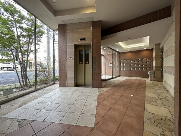 エントランス(トーホー旗塚店（233m）)