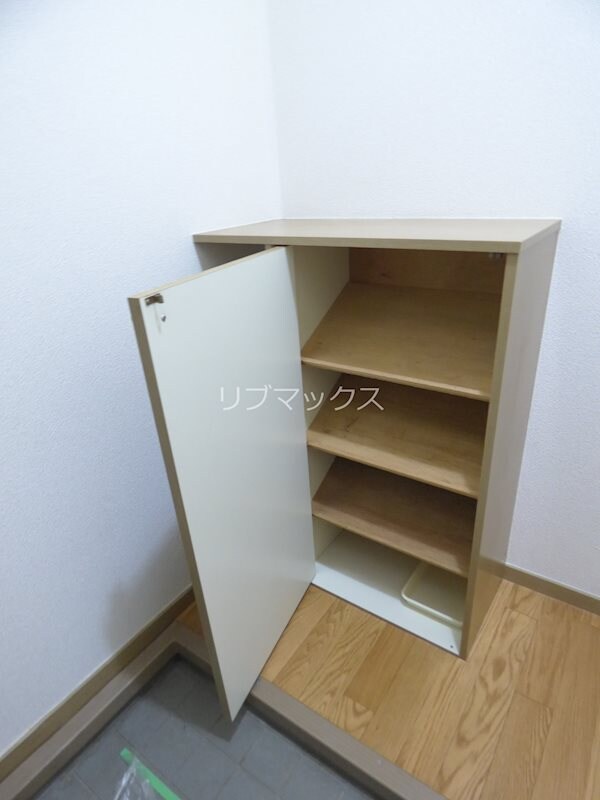 収納(別部屋参考写真)
