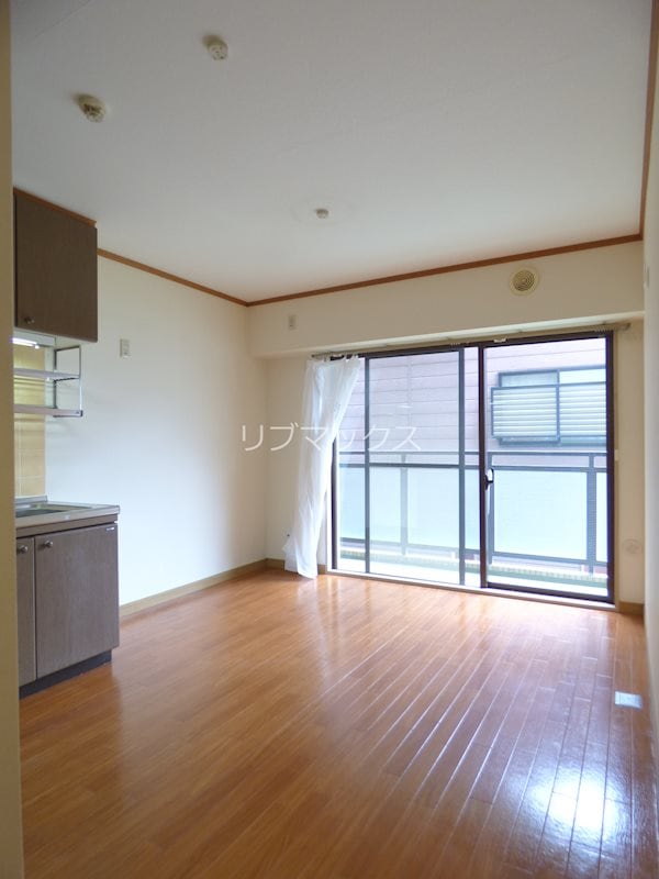 居室(別部屋参考写真)