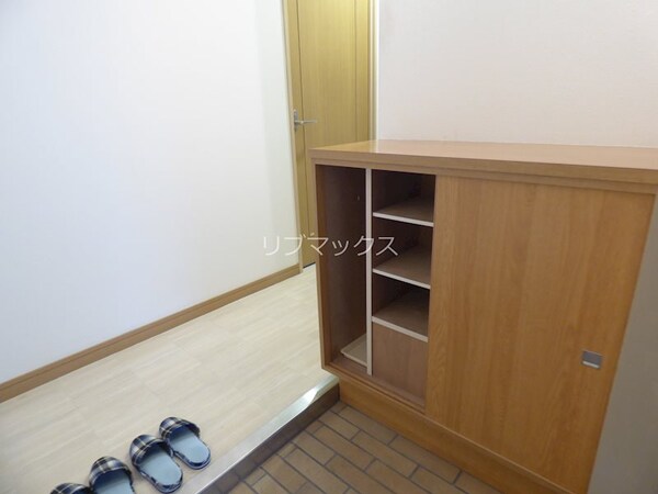 収納(別部屋参考写真)