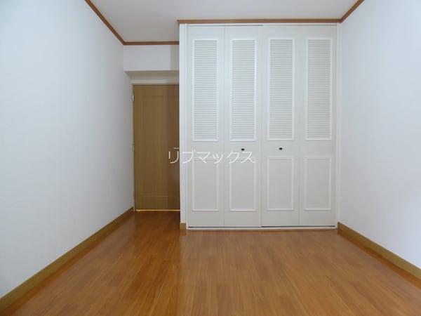 居室(別部屋参考写真)