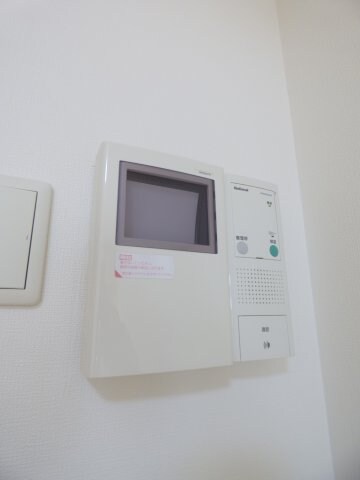 物件内観写真13　(モニター付きオートロック)