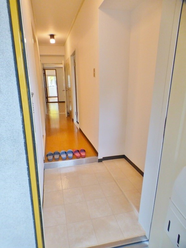 玄関(別部屋参考写真)