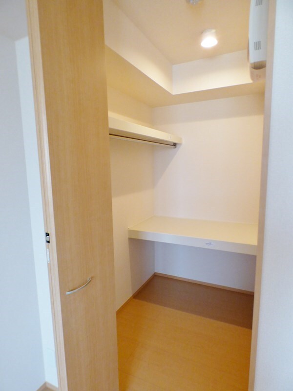 物件内観写真9　(当店は家主強制ではない場合、消毒・抗菌代や安心サポート代など)