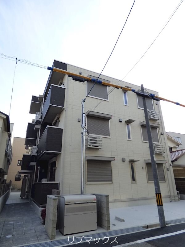 物件外観写真1　(光インターネット無料。)