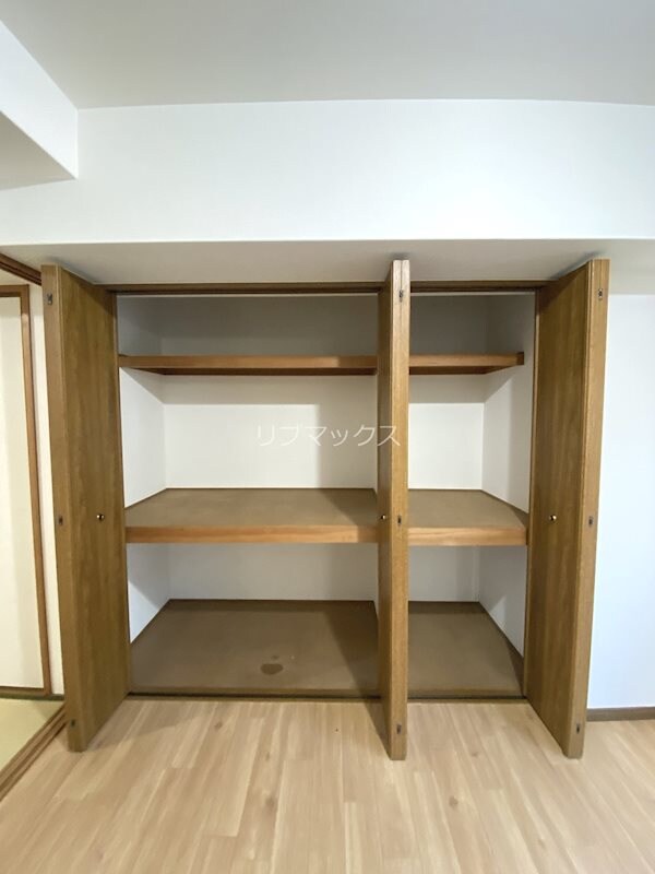 収納(別部屋参考写真)